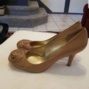 NINE WEST BEAUTIFUL LADIES LEATHER SHOES